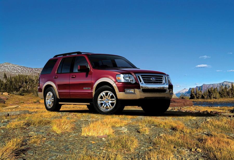  Ford Explorer 2008 года  (фото 1 из 4)